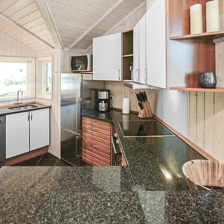 Three-bedroom In Sydals * Skovbyballe